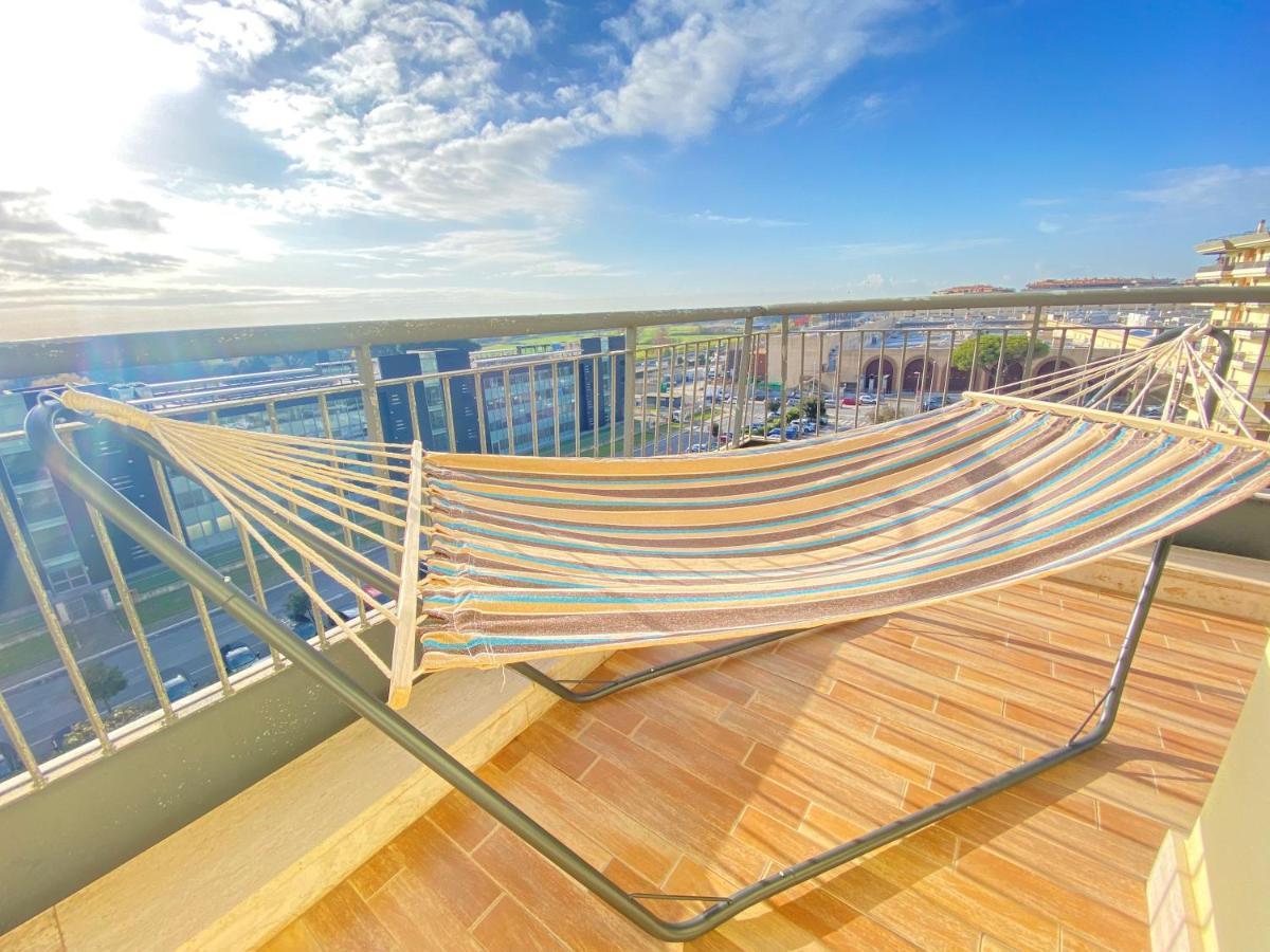 Golden Hour Apartment - Panoramic Terrace Fiumicino Exterior foto