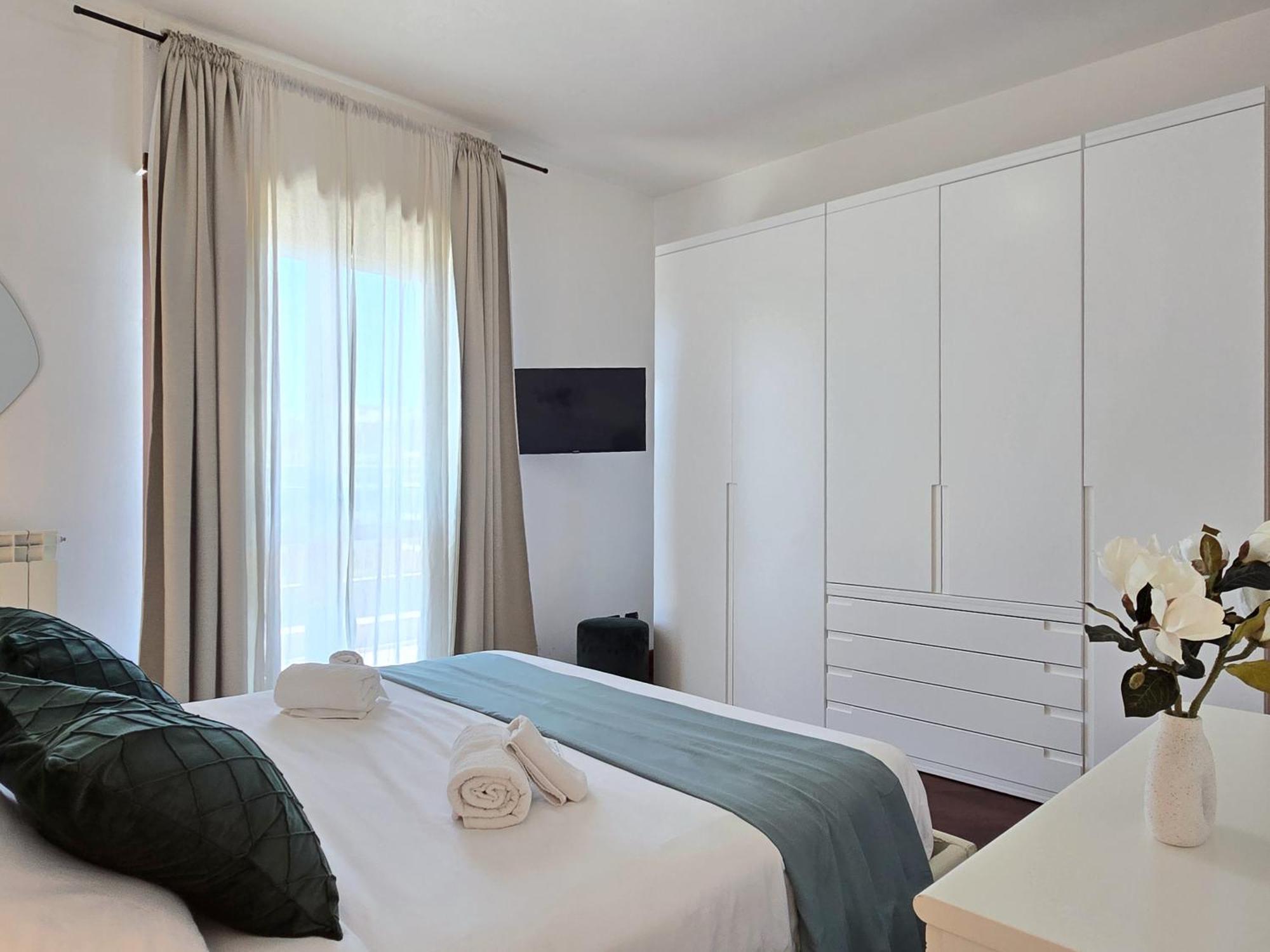 Golden Hour Apartment - Panoramic Terrace Fiumicino Exterior foto